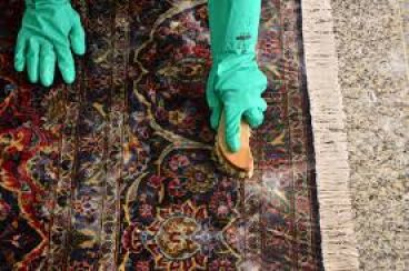 چه مواردی را قبل از شستن فرش با پودر صابون باید مد نظر قرار دهیم؟